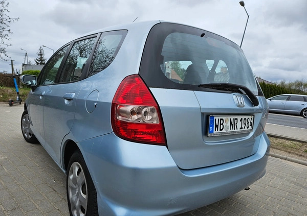 Honda Jazz cena 9900 przebieg: 175485, rok produkcji 2005 z Żory małe 92